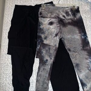 2 pairs of leggings tie dye watercolor bleach look skinny athletic wear yoga pan